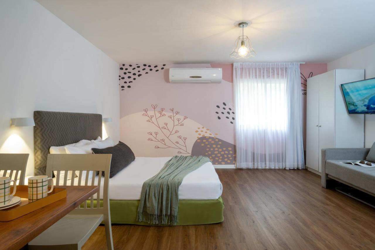 Travel Hotel Eilon Elon Kültér fotó