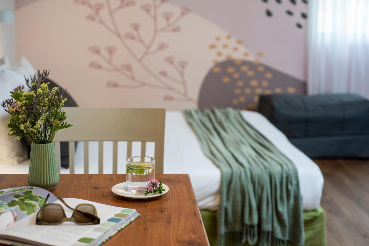 Travel Hotel Eilon Elon Kültér fotó